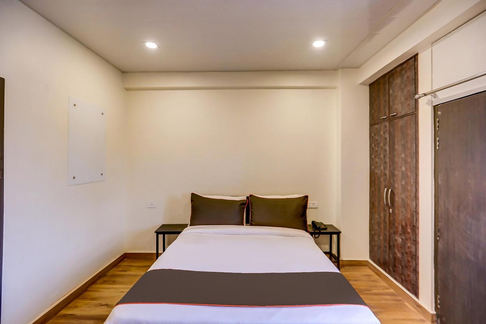 Collection O Sr Inn Awas Vikas Kanpur Esterno foto